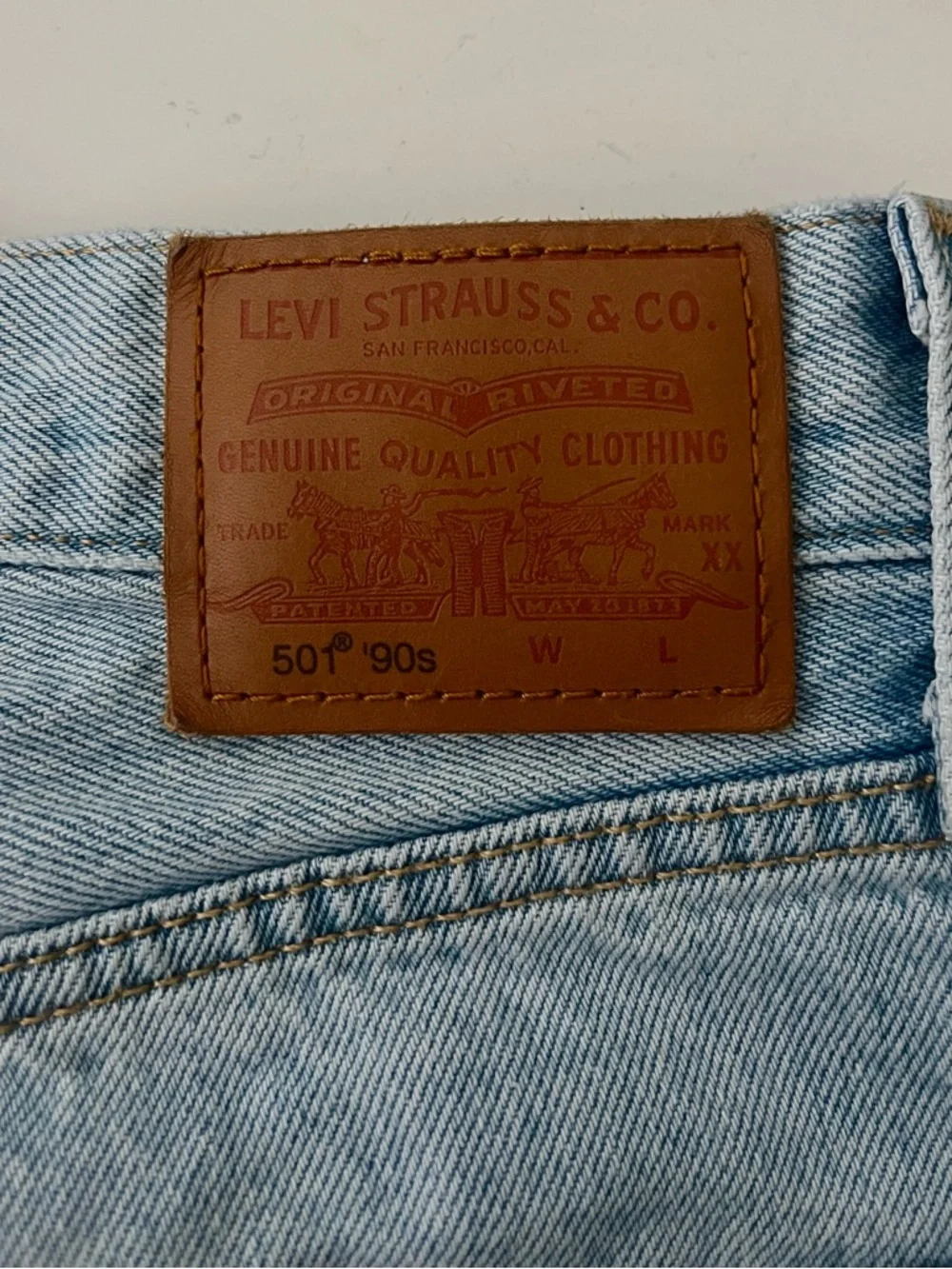 Levi's Pale Blue Straight-Leg Jeans - Picture 4 of 4